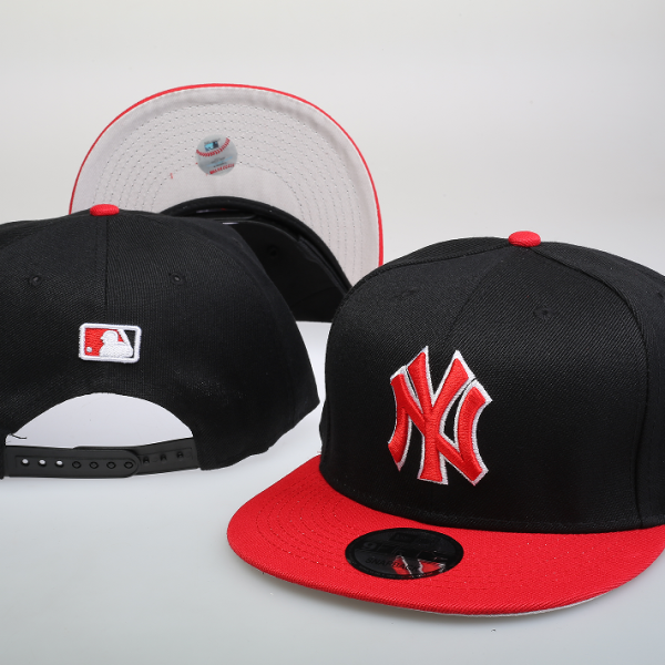 New York Yankees Black and Red Cap