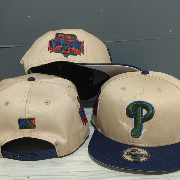 Philadelphia Phillies Beige Cap