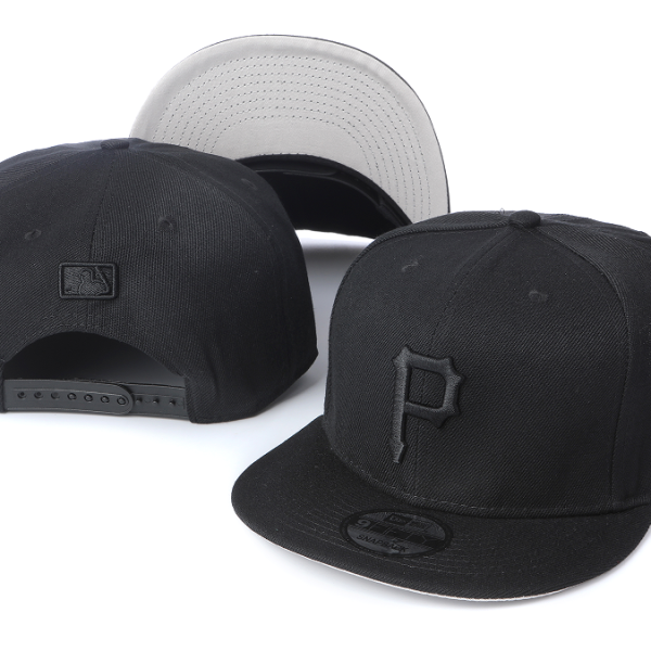 Pittsburgh Pirates Black Cap