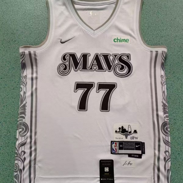 Men's #77 Luka Doncic Dallas Mavericks White City Edition Jersey